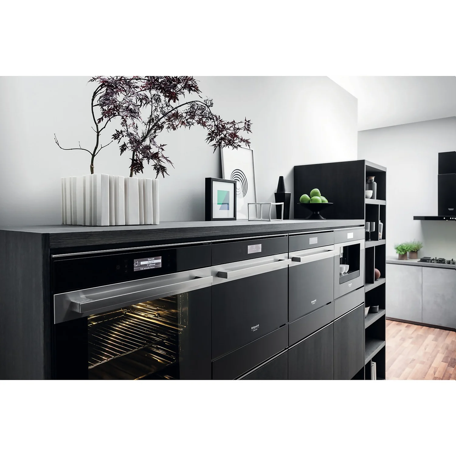 Hotpoint WD914NB Built In Warming Drawer - Black 7 Hotpoint WD914NB Built In Warming Drawer - Black - Image 7